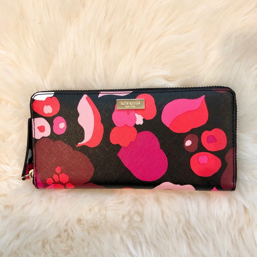 Kate Spade Laurel Way Printed Wndrflora  Wallet